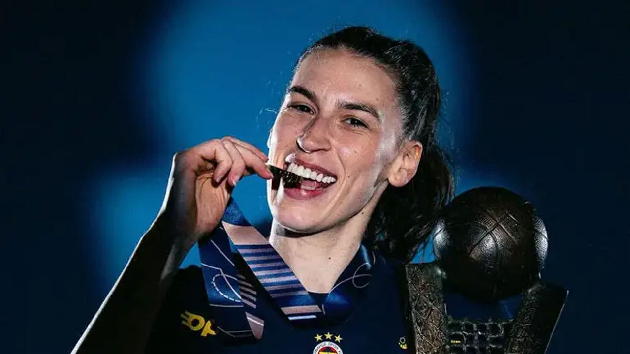 Fenerbahçe’nin yıldızı Galatasaray yolunda