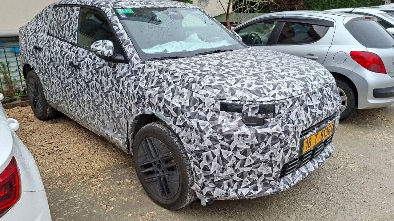 Egea’nın yerini alacak yeni Fiat ortaya çıktı: Bursa’da ilk kez görüntülendi