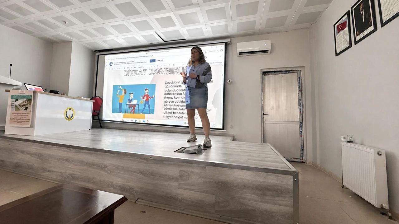 Osmaniye’de velilere “Çocuk Akademisi” Desteği